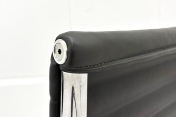 【ポリッシュ脚ピカピカ磨き有！】 イームズ アルミナムグループチェア 2018年製 中古 エグゼクティブチェア チャールズ&レイ・イームズ ハーマンミラー Herman Miller 4227画像