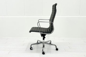 【ポリッシュ脚ピカピカ磨き有！】 イームズ アルミナムグループチェア 2018年製 中古 エグゼクティブチェア チャールズ&レイ・イームズ ハーマンミラー Herman Miller 4227画像