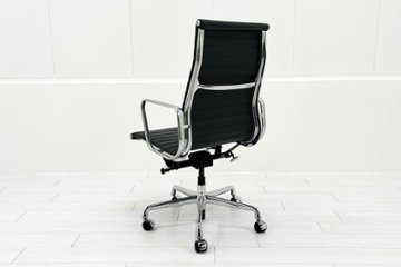 【ポリッシュ脚ピカピカ磨き有！】 イームズ アルミナムグループチェア 2018年製 中古 エグゼクティブチェア チャールズ&レイ・イームズ ハーマンミラー Herman Miller 4228画像