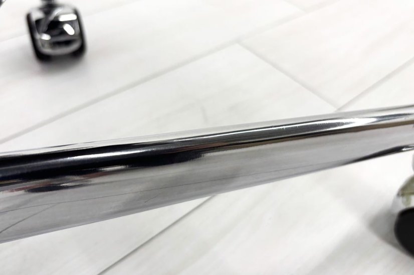 【ポリッシュ脚ピカピカ磨き有！】 イームズ アルミナムグループチェア 2018年製 中古 エグゼクティブチェア チャールズ&レイ・イームズ ハーマンミラー Herman Miller 4228画像