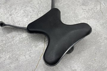 【消耗パーツ交換】 ハーマンミラー アーロンチェア Bサイズ フル装備 中古 ポスチャーフィット Herman Miller Aeron Chair 中古オフィス家具 肘レバータイプ画像
