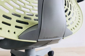 ミラチェア 中古 ハーマンミラー Herman Miller シトロン Mirra Chair メッシュ 中古オフィス家具画像