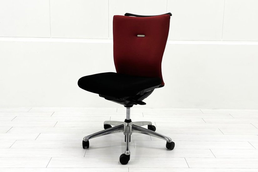 フィーゴチェア オカムラ 2016年製 フィーゴ 中古 オフィスチェア レッド ミドルバック  中古オフィス家具画像