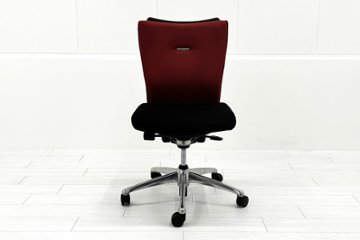 フィーゴチェア オカムラ 2016年製 フィーゴ 中古 オフィスチェア レッド ミドルバック  中古オフィス家具画像