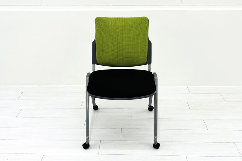 【4脚セット】 ウチダ ミーティングチェア 中古オフィスチェア パイプ椅子 内田洋行 スタッキングチェア 中古オフィス家具 MX-52画像