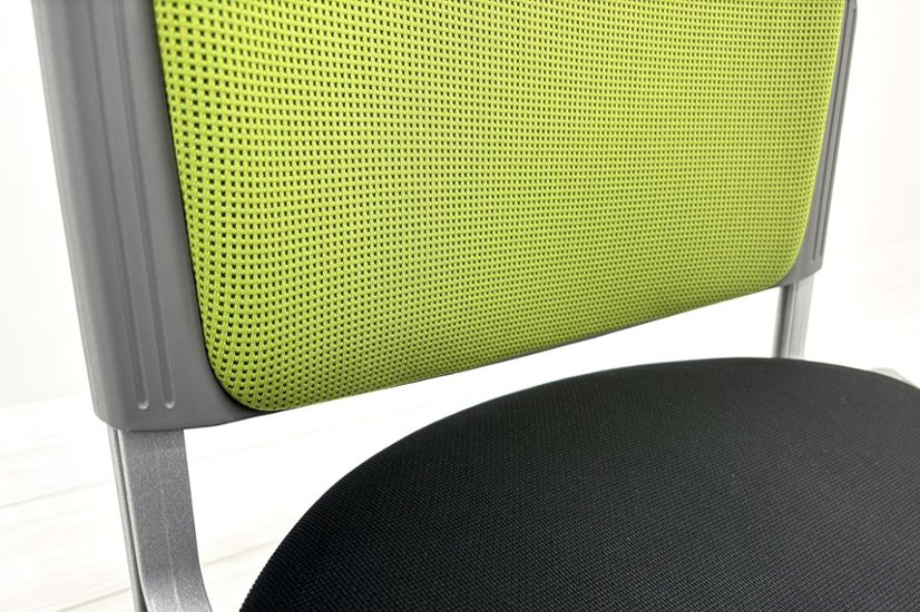 【4脚セット】 ウチダ ミーティングチェア 中古オフィスチェア パイプ椅子 内田洋行 スタッキングチェア 中古オフィス家具 MX-52画像