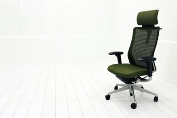オカムラ コーラルチェア 中古 コーラル エクストラハイバック メッシュ 可動肘 ヘッドレスト付 中古オフィス家具 ダークグリーンの画像