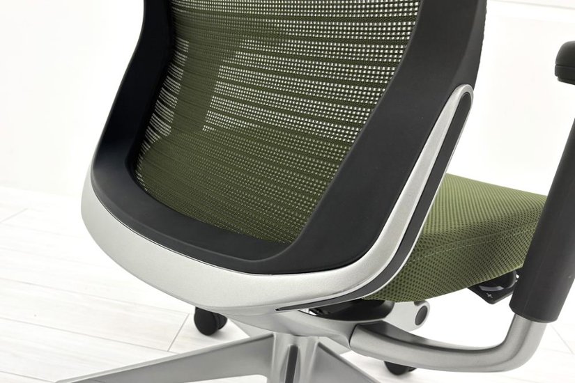 オカムラ コーラルチェア 中古 コーラル エクストラハイバック メッシュ 可動肘 ヘッドレスト付 中古オフィス家具 ダークグリーン画像