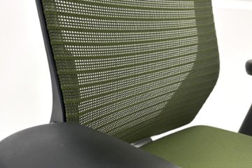 オカムラ コーラルチェア 中古 コーラル エクストラハイバック メッシュ 可動肘 ヘッドレスト付 中古オフィス家具 ダークグリーン画像