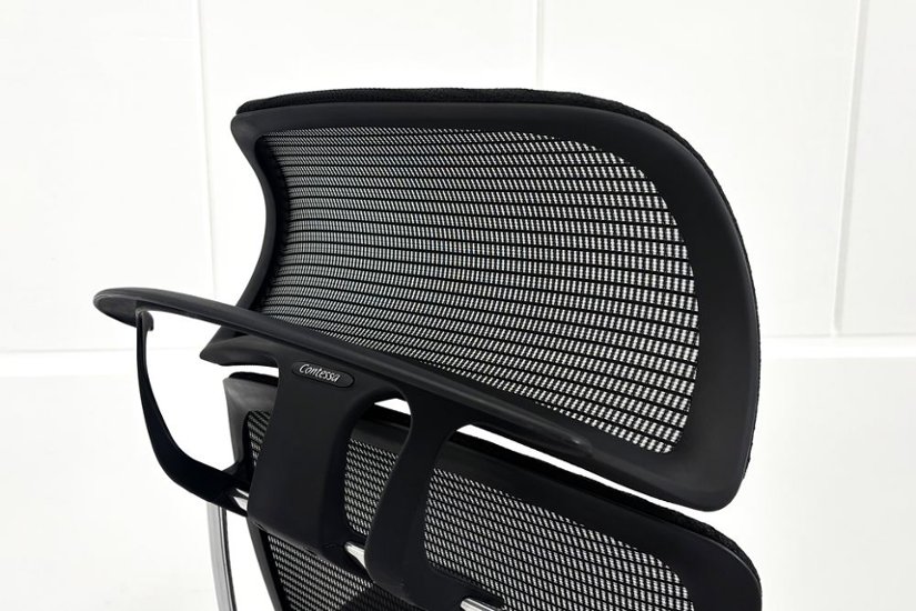 【ポリッシュ脚ピカピカ磨き有！】オカムラ コンテッサセコンダ 大型ヘッドレスト付 Contessa seconda 2018年製 中古 中古オフィス家具 ブラック画像