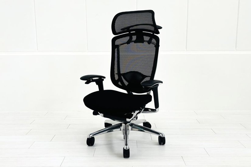 【ポリッシュ脚ピカピカ磨き有！】オカムラ コンテッサセコンダ 大型ヘッドレスト付 Contessa seconda 2018年製 中古 中古オフィス家具 ブラック画像