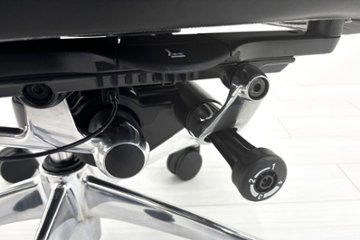 【ポリッシュ脚ピカピカ磨き有！】オカムラ コンテッサ 中古 大型ヘッドレスト付 OKAMURA Contessa 中古オフィス家具 ブラック 革 レザー画像