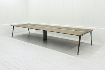 オカムラ プリシード フリーアドレス 幅4800 ミーティングテーブル 会議机 中古オフィス家具 4800/1400/720の画像