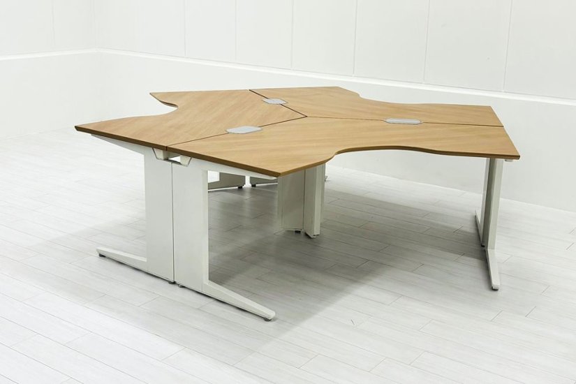 【3台セット】オカムラ ブーメランデスク 120° 1100mm 中古 事務机 中古オフィス家具 ミディアムブラウン系色画像