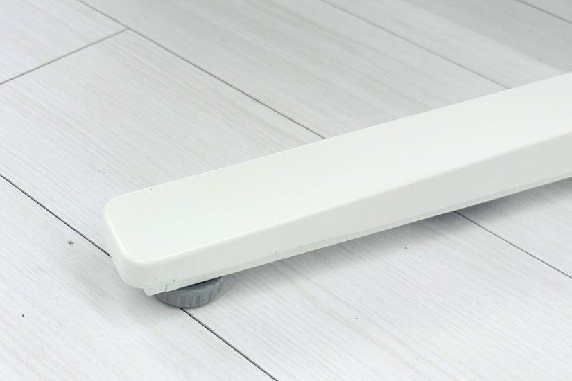 【3台セット】オカムラ ブーメランデスク 120° 1100mm 中古 事務机 中古オフィス家具 ミディアムブラウン系色画像