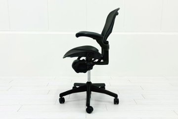 Herman Miller Aeron Chairs アーロンチェア 中古 Bサイズ フル装備 ハーマンミラー 中古オフィス家具 肘ダイヤル シリンダー交換済み画像