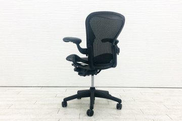 アーロンチェア 中古 Bサイズ フル装備 ハーマンミラー Herman Miller Aeron Chairs 中古オフィス家具 肘レバー シリンダー交換済み画像