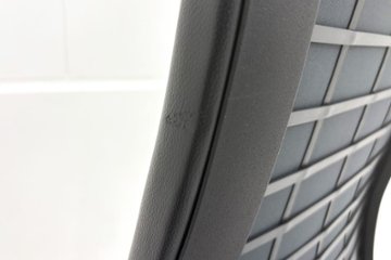 【ポリッシュ脚ピカピカ磨き有！】 ノール Knoll ノル リミックスチェア 中古 2020年製 ハイバック アルミループ肘 アルミミラー脚 ブラック レザー画像