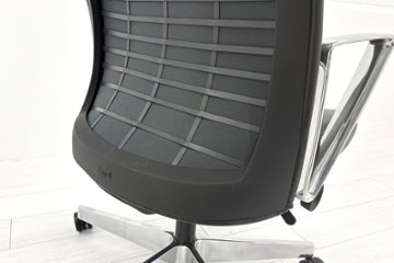 【ポリッシュ脚ピカピカ磨き有！】 ノール Knoll ノル リミックスチェア 中古 2020年製 ハイバック アルミループ肘 アルミミラー脚 ブラック レザー画像