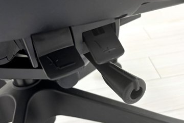 イトーキ アクトチェア 2023年製 中古 エクストラハイバック Act 事務椅子 ITOKI 中古オフィス家具 ブラック画像