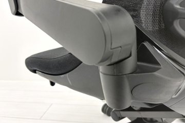 イトーキ アクトチェア 2023年製 中古 エクストラハイバック Act 事務椅子 ITOKI 中古オフィス家具 ブラック画像