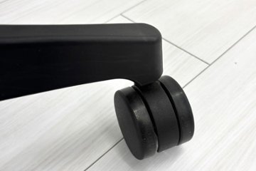 イトーキ アクトチェア 2023年製 中古 エクストラハイバック Act 事務椅子 ITOKI 中古オフィス家具 ブラック画像