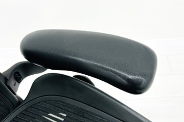 【消耗パーツ交換】 Aeron Chairs アーロンチェア 中古 Bサイズ フル装備 ハーマンミラー Herman Miller 中古オフィス家具 ランバーサポート 肘ダイヤル画像