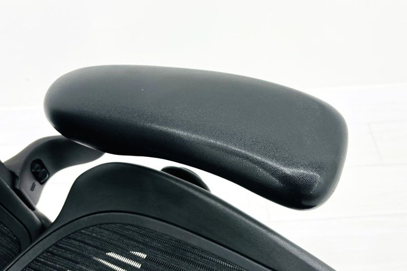 【消耗パーツ交換】 Aeron Chairs アーロンチェア 中古 Bサイズ フル装備 ハーマンミラー Herman Miller 中古オフィス家具 ランバーサポート 肘ダイヤル画像