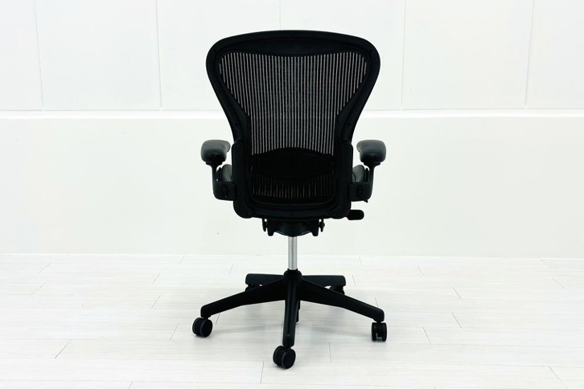 【消耗パーツ交換】 Aeron Chairs アーロンチェア 中古 Bサイズ フル装備 ハーマンミラー Herman Miller 中古オフィス家具 ランバーサポート 肘ダイヤル画像