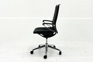 【6脚セット】 オカムラ モードチェア 中古 2017年製 ハイバック デザインアーム 中古オフィス家具 ブラック レザー画像