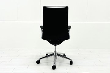 【6脚セット】 オカムラ モードチェア 中古 2017年製 ハイバック デザインアーム 中古オフィス家具 ブラック レザー画像