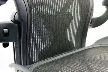 ハーマンミラー アーロンチェア Bサイズ フル装備 中古 2016年製 ポスチャーフィット Herman Miller Aeron Chair 中古オフィス家具 肘レバー画像