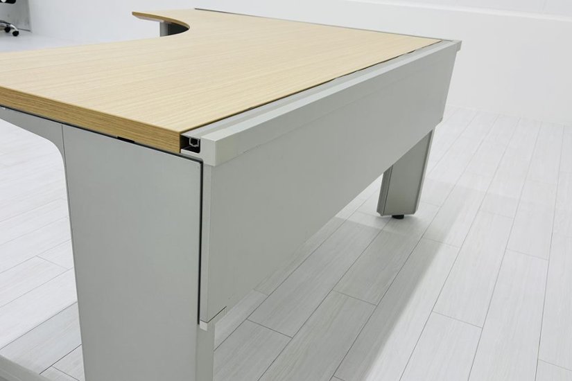 イトーキ 中古 L型デスク L字デスク 角テーブル L型机 L字机 中古オフィス家具 1600/1200/720 左ラウンド画像