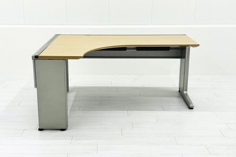 イトーキ 中古 L型デスク L字デスク 角テーブル L型机 L字机 中古オフィス家具 1600/1200/720 左ラウンド画像