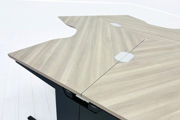 オカムラ プロユニット ブーメランデスク 中古 【三台セット】 幅1200 中古オフィス家具 プライズウッドミディアム画像