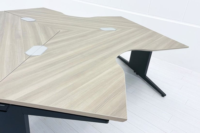 オカムラ プロユニット ブーメランデスク 中古 【三台セット】 幅1200 中古オフィス家具 プライズウッドミディアム画像