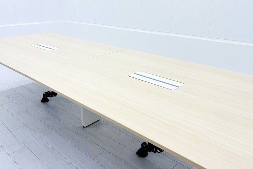 ウチダ レムナ 大型会議テーブル 中古 ミーティングテーブル 大型会議机 中古オフィス家具 メープル天板 3600/1200/720画像