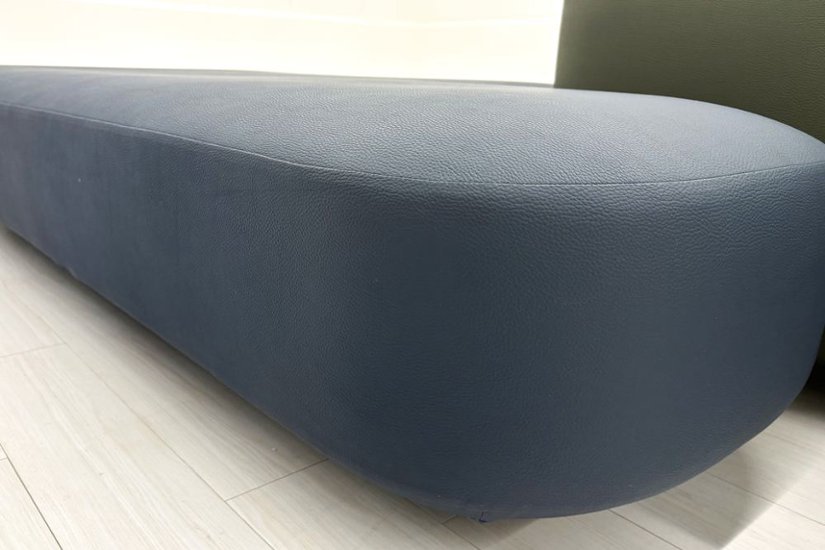 Viccarbe COMMON ヴィッカルベ ベンチテーブル 中古 応接ソファー ロビーソファー 深澤直人 中古オフィス家具画像