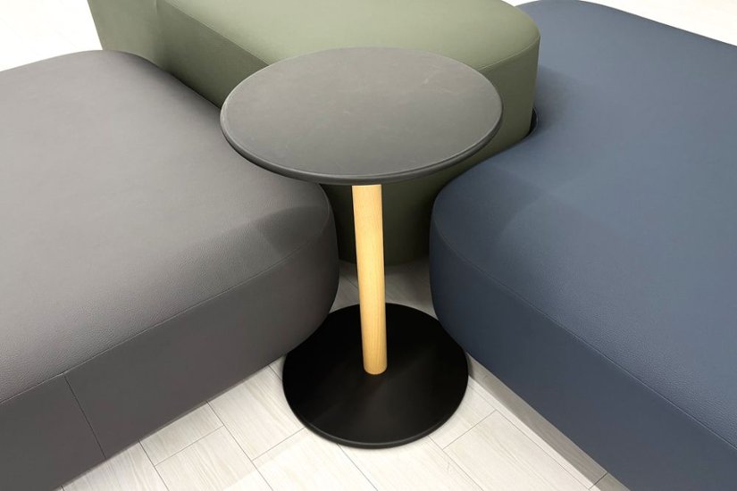 Viccarbe COMMON ヴィッカルベ ベンチテーブル 中古 応接ソファー ロビーソファー 深澤直人 中古オフィス家具画像