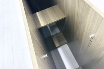 イトーキ プラントボックス ハイタイプ 造花付き 中古 フェイクグリーン 間地切り 中古オフィス家具 フラワースタンド 1200/300/900画像