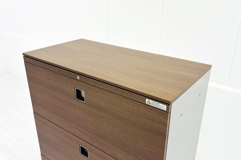 オカムラ レクトライン 3段ラテラル書庫 スチール 中古 キャビネット スチール書庫 中古オフィス家具 ネオウッドダーク シリンダー錠 900/450/1120画像