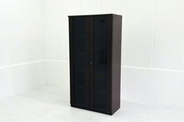オカムラ ガラス書庫 ガラス書架 収納家具 中古書架 中古オフィス家具 役員収納家具 900/450/1810の画像