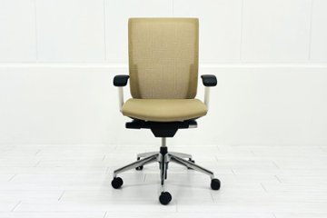 ヴェントチェア イトーキ Vento 2018年製 中古 OAチェア オフィスチェア 中古オフィス家具 KE-837JB-ZWY3 ベージュ画像