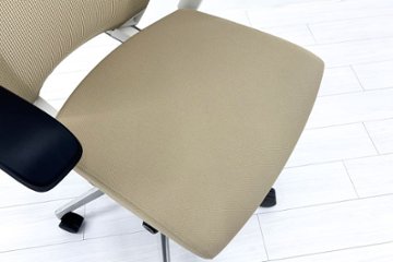 ヴェントチェア イトーキ Vento 2018年製 中古 OAチェア オフィスチェア 中古オフィス家具 KE-837JB-ZWY3 ベージュ画像