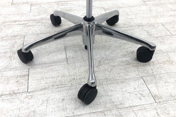 サブリナチェア 中古 オカムラ サブリナ Sabrina 2016年製 ハイバック メッシュ 中古オフィス家具 中古オフィスチェア C833BW-FSY9 レッド画像