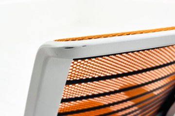 スチールケース シンクチェア 中古 2018年製 Steelcase Think 可動肘 中古オフィス家具 465A300 タンジェリン画像