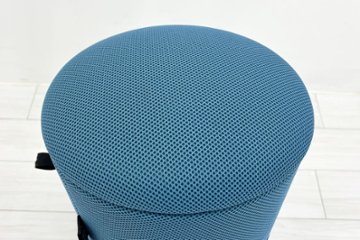 ウィルクハーン スタンドアップ Wilkhahn Stand-up ミーティングチェア 多目的チェア スツール 中古オフィス家具 ライトブルー画像