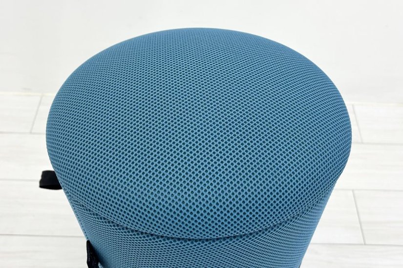 ウィルクハーン スタンドアップ Wilkhahn Stand-up ミーティングチェア 多目的チェア スツール 中古オフィス家具 ライトブルー画像