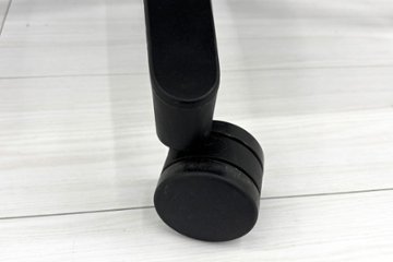 イトーキ エフチェア 2019年製 中古 オフィスチェア ハイバックメッシュ 可動肘 事務椅子 ITOKI 中古オフィス家具 ライトグレー画像