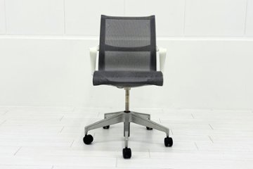 Herman Miller Setu Chair ハーマンミラー セトゥーチェア 中古 マルチパーパスチェア 肘付 ５本脚タイプ リボンアーム グレー画像